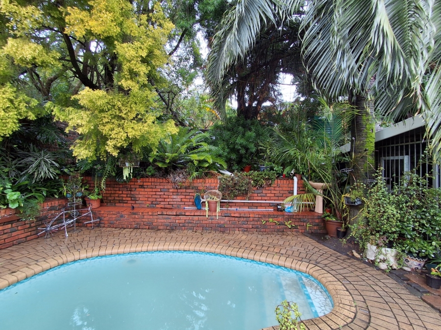 4 Bedroom Property for Sale in Nahoon Valley Park Eastern Cape